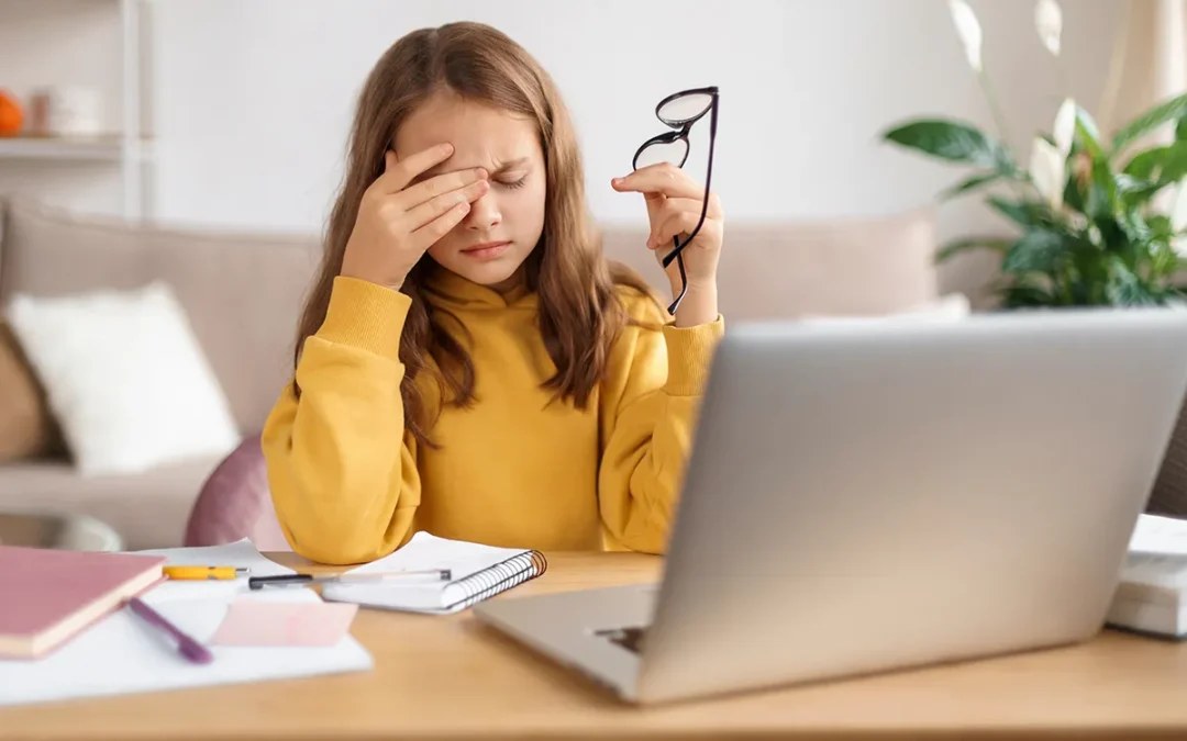 Frequent Squinting and Eye Rubbing: Could My Child Be Nearsighted?